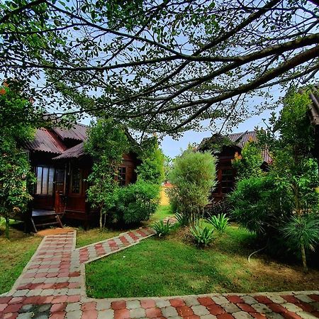 Villa Temila ปาเซร์ปูเตะห์ ภายนอก รูปภาพ