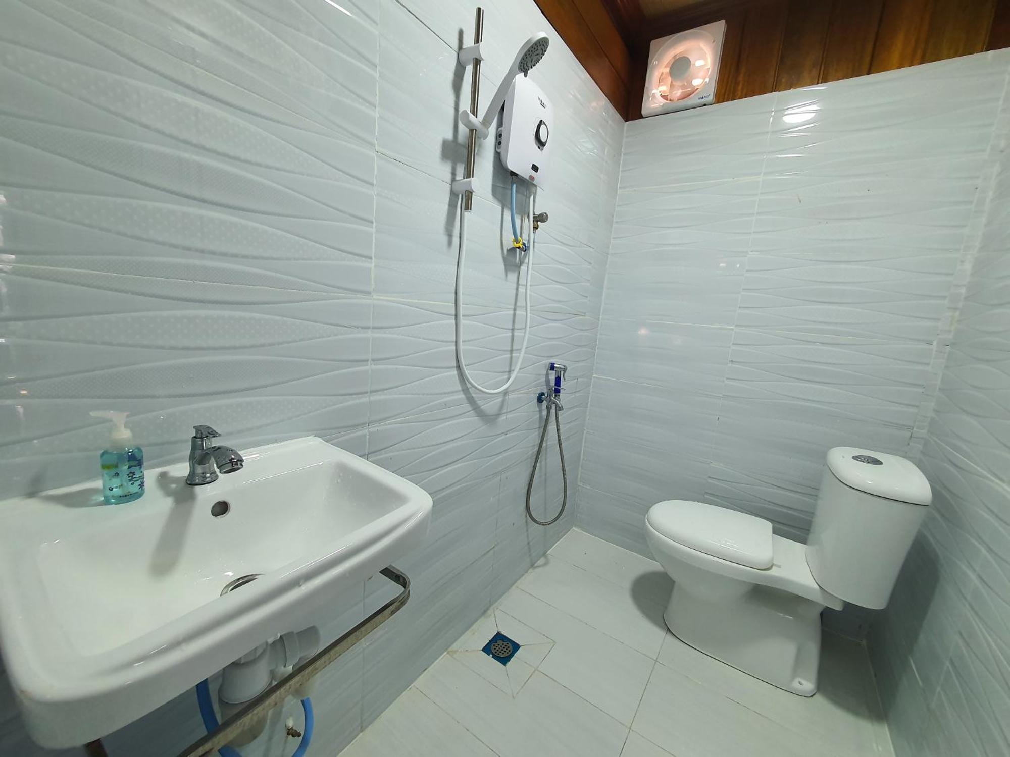Villa Temila ปาเซร์ปูเตะห์ ภายนอก รูปภาพ